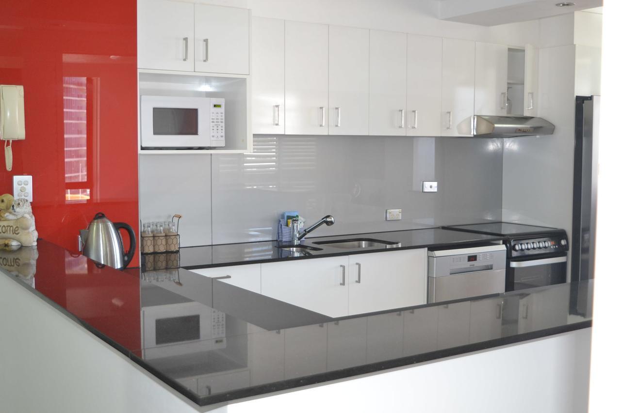 Monte Carlo Apartment Surfers Paradise Exterior photo