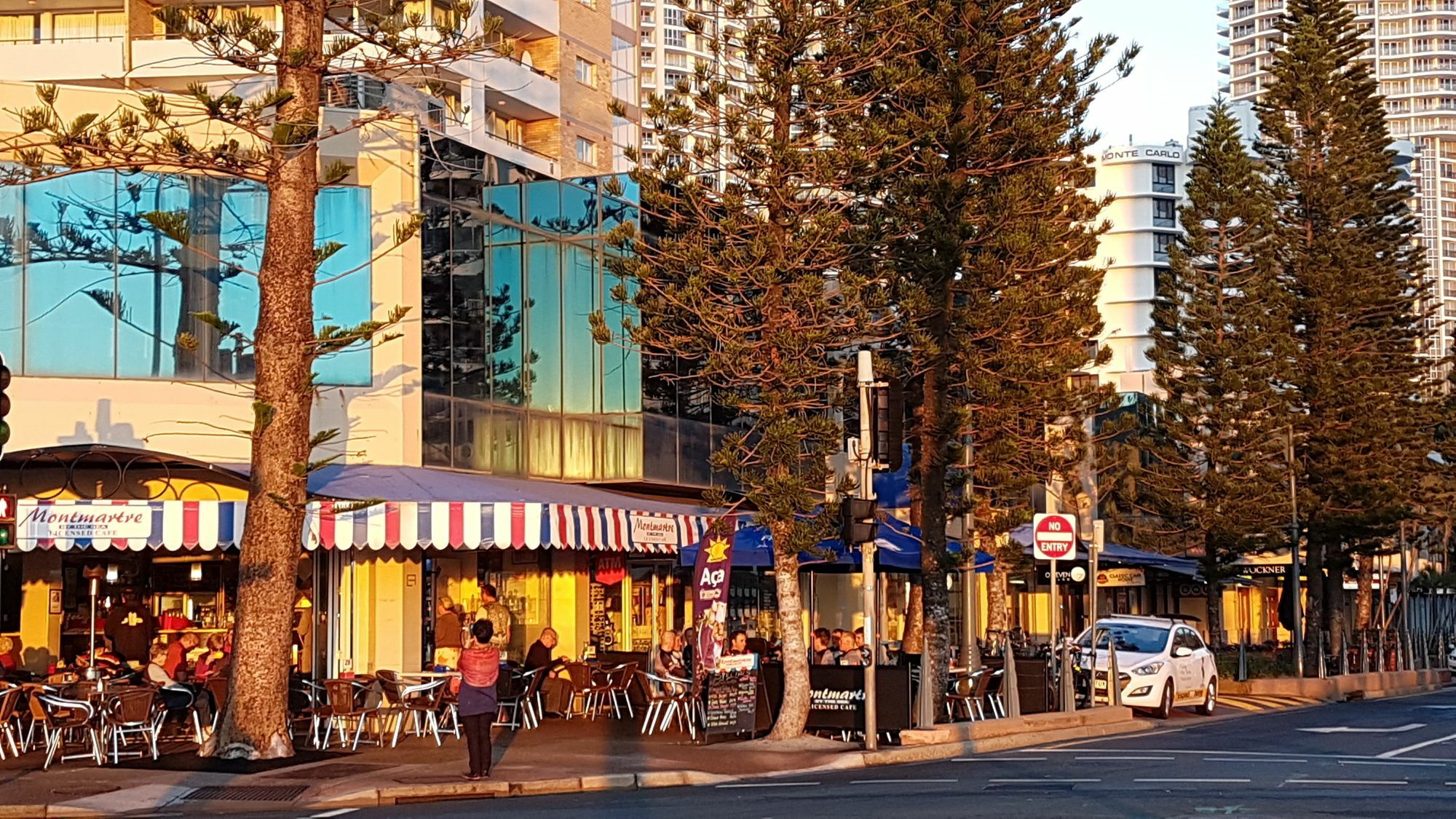 Monte Carlo Apartment Surfers Paradise Exterior photo